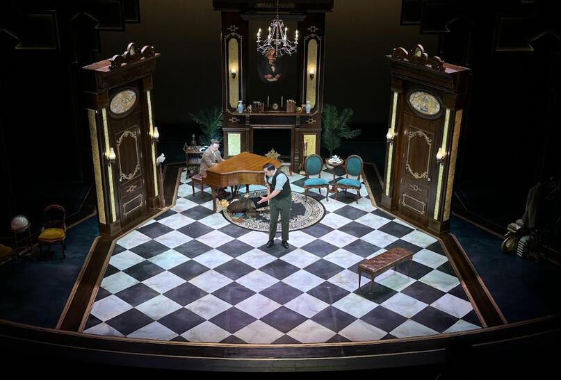 production/process photos by Sarah Nowak