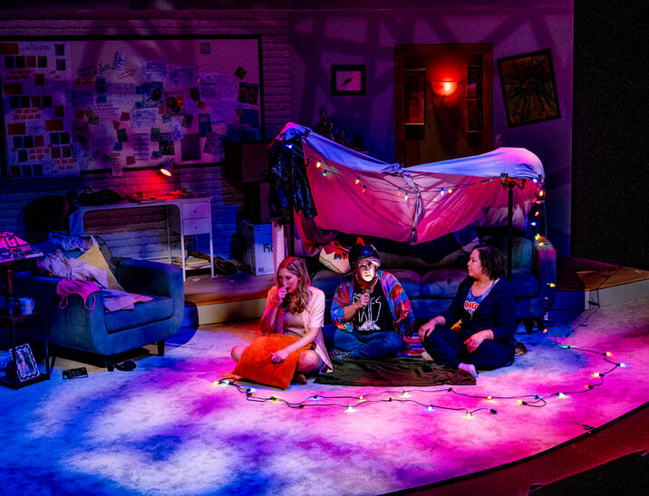 Ostrich - Production photo by Patrick Huber